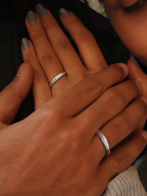 GIVA 92.5 Sterling Silver Eternity Couple Bands