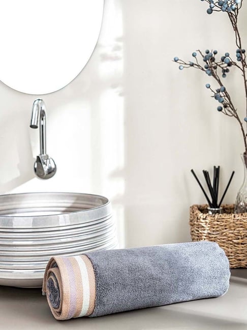 DDECOR Live beautiful Grey & Brown Cotton 500 GSM Bath Towel - Set of 1