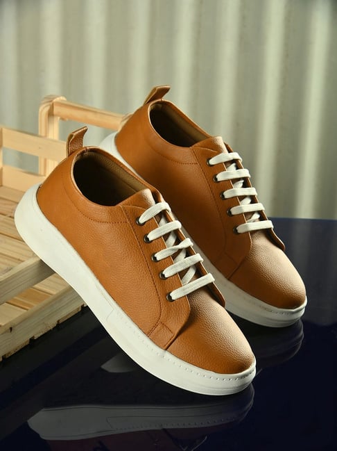 Tan hot sale casual sneakers