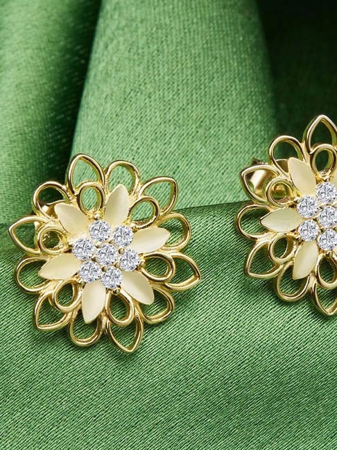 14K Gold Diamond Cut Flower Stud Earrings - Sam's Club