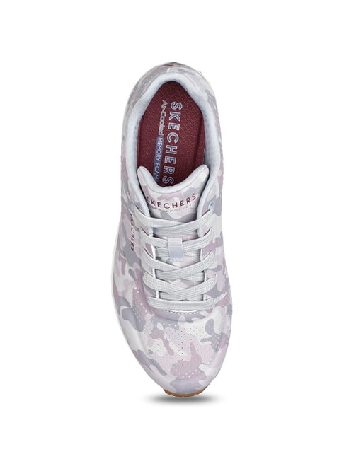 Womens on sale camo skechers