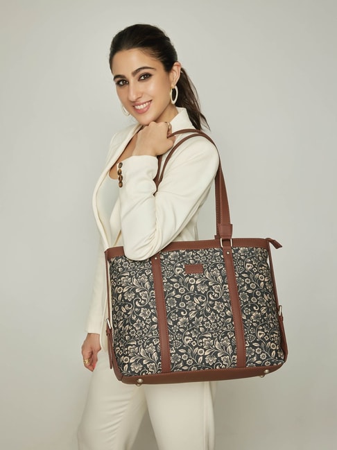 Mia Tote Bag: designer office bag for women in white leather - Paul Adams