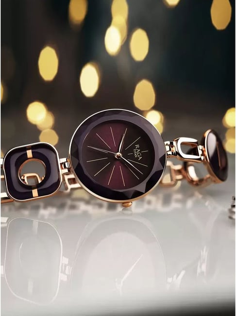 New titan watch online for ladies