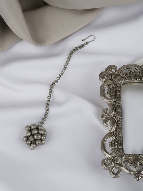 Buy Teejh Sumi Silver Oxidized Ghungroo Borla Online At Best