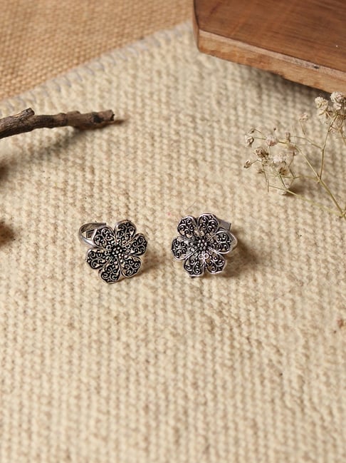 Teejh Anya Silver Oxidized Pair of Toe-Rings-picture-11