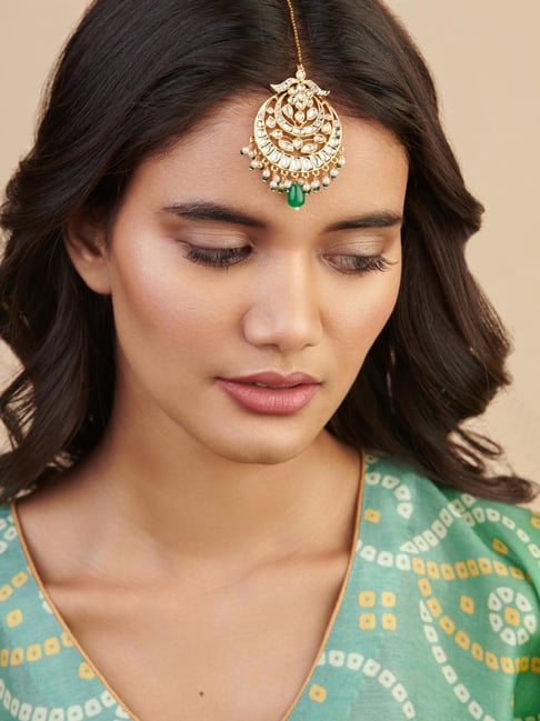 Karisma Green Jhumka with Tikka Set | FashionCrab.com