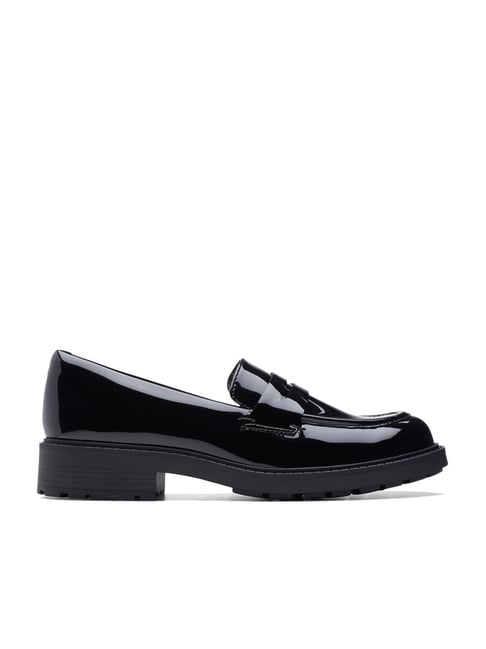 Clarks black hot sale loafers womens