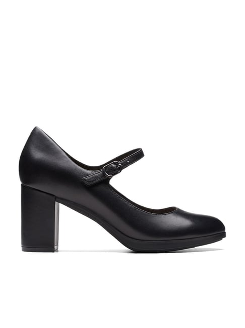 Clarks Laina Rae - Black Leather – Valentino's Comfort Shoes