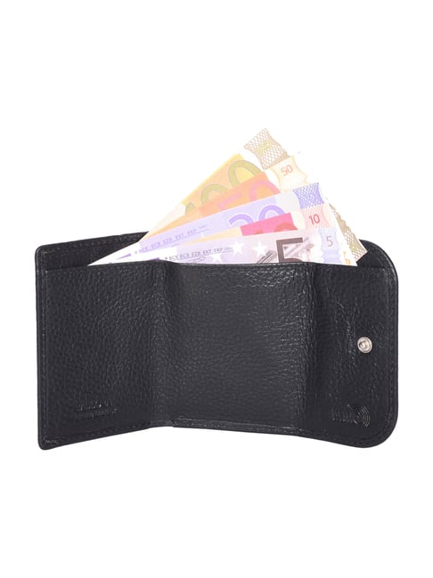 Buy Sassora Unlit Black Small Leather Wallet for Women at Best
