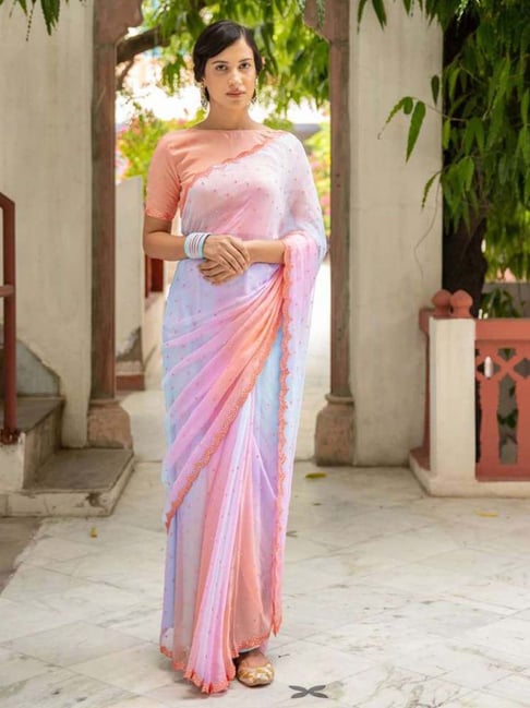 Love for sarees: Kriti Sanon sets temperature soaring in desi chiffon sarees,  are you in love?