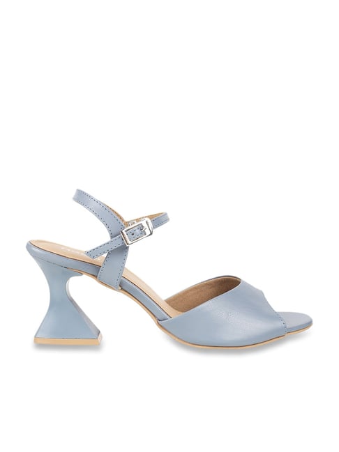 Buy Mochi Women Light-Blue Casual Sandals Online | SKU: 40-2366-32-36 –  Mochi Shoes