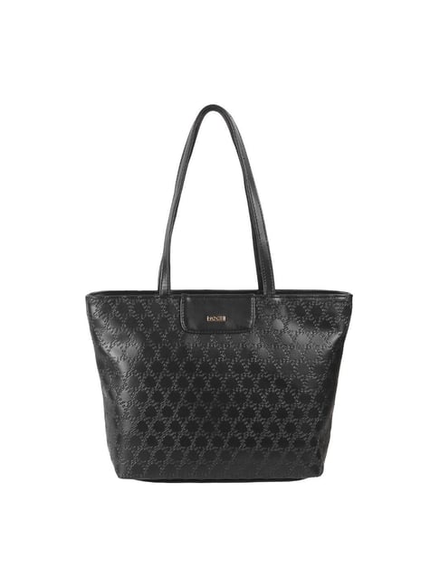 Bag-at-You-Fashion -blog-Mrs-Anchelon-Lifestyle-blog-the-bag-of-Louis-Vuitton-Alma-BB-Eva -  Bag at You