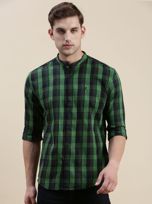 Buy online Mens Checks Formal Shirt from shirts for Men by Showoff