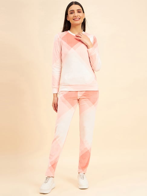 Buy Velvet Tracksuits For Women Online In India At Best Price