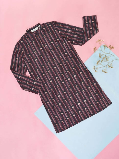 Indus Route by Pantaloons Kids Black Cotton Printed Full Sleeves Kurta-picture-32