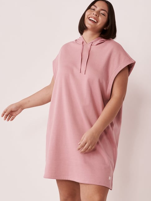 La Vie En Rose Pink Hooded Lounge Dress