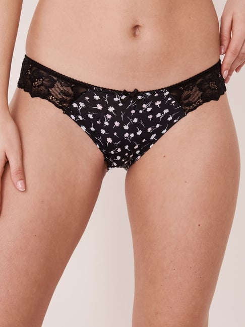 La Vie En Rose Black Lace Work Panty