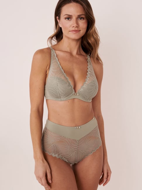 Wacoal Light Pink Lace Full Coverage Everyday Bra