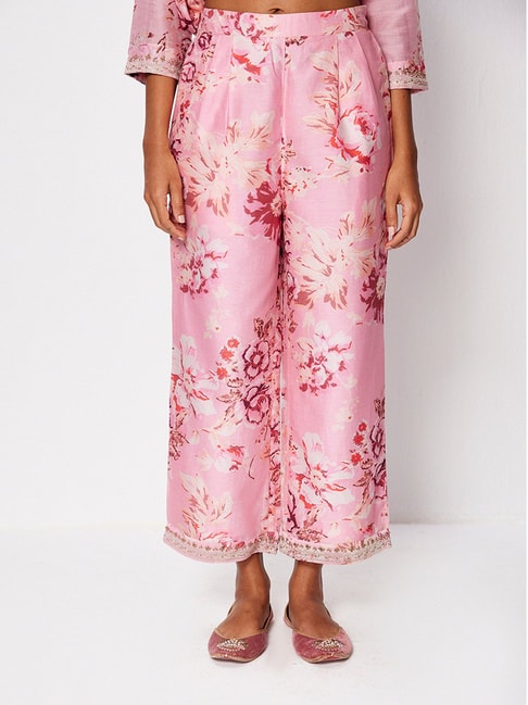 Buy Black High Rise Floral Print Pants For Women Online in India | VeroModa