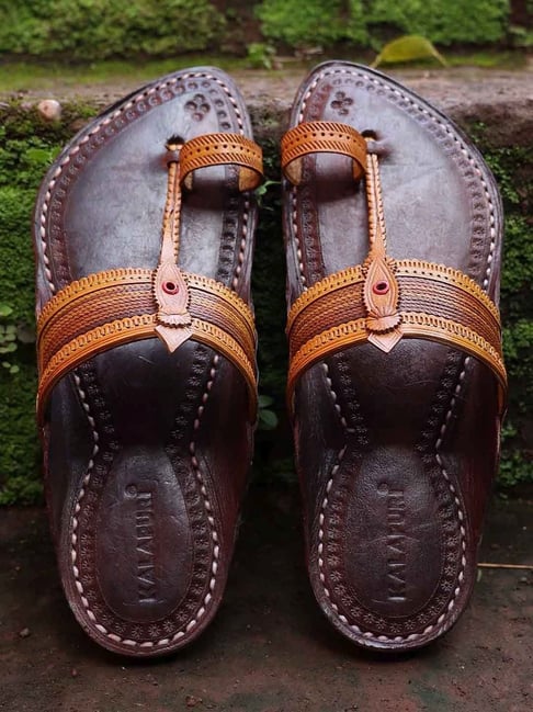 03011 Gents Kolhapuri Chappal – Sreeleathers Ltd