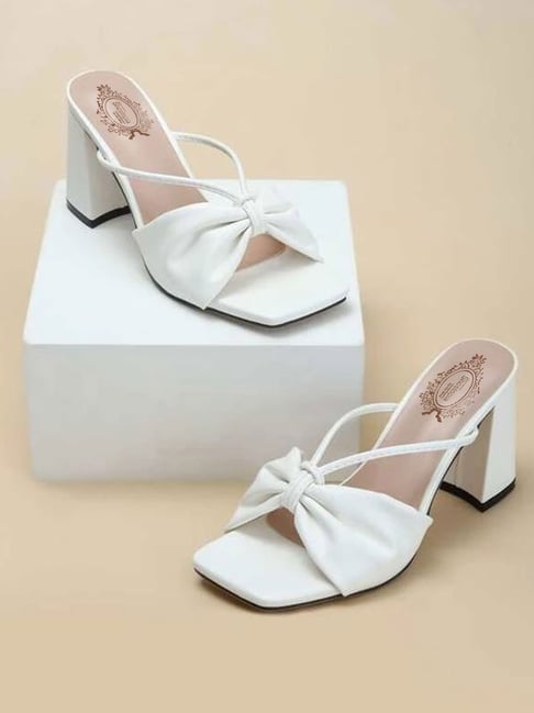 Elenaa Women's White Flat Sandals | Aldo Shoes