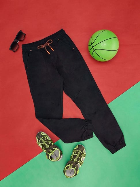 Pantaloons Junior Black Cotton Regular Fit Trackpants