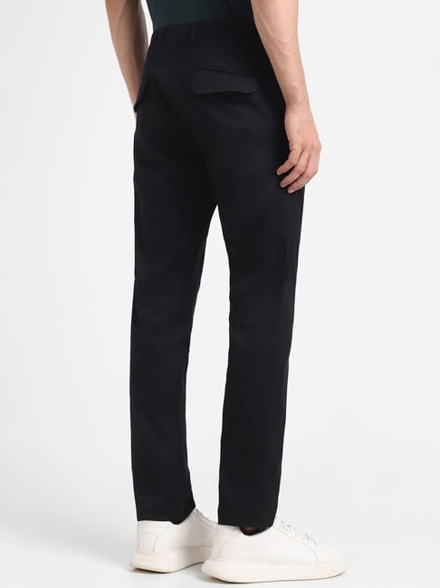 Buy Men Black Slim Fit Solid Casual Trousers Online - 790627 | Allen Solly