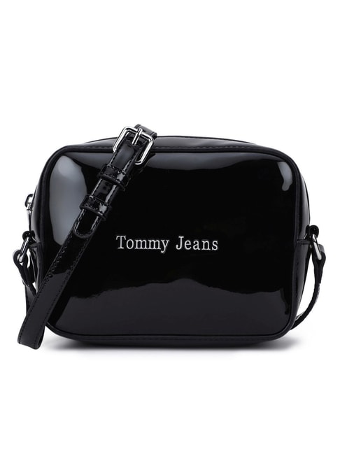 TOMMY HILFIGER Black Must Medium Camera Bag
