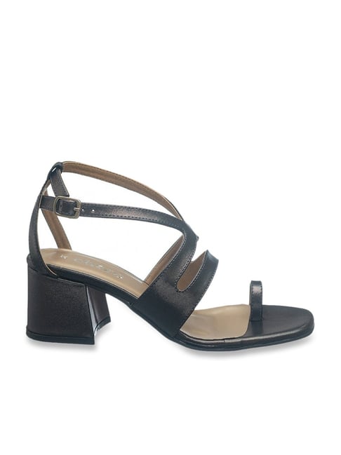 Cross-toe-with-back-strap-sandals – Curato