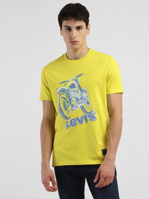 Levis yellow deals t shirt