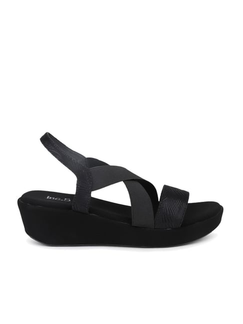 Journee Collection Womens Matildaa Tru Comfort Foam Buckle Platform Wedge  Sandals Black 12 : Target