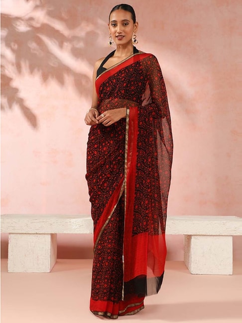 How is the combination of a red blouse and a black saree? - Quora-hancorp34.com.vn