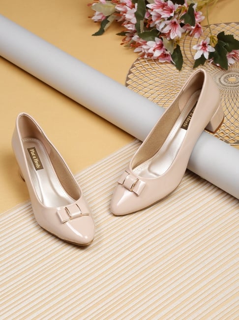 Flat heel dress shoes online