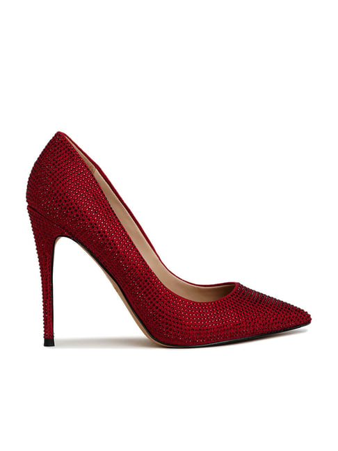 Aldo store red pumps