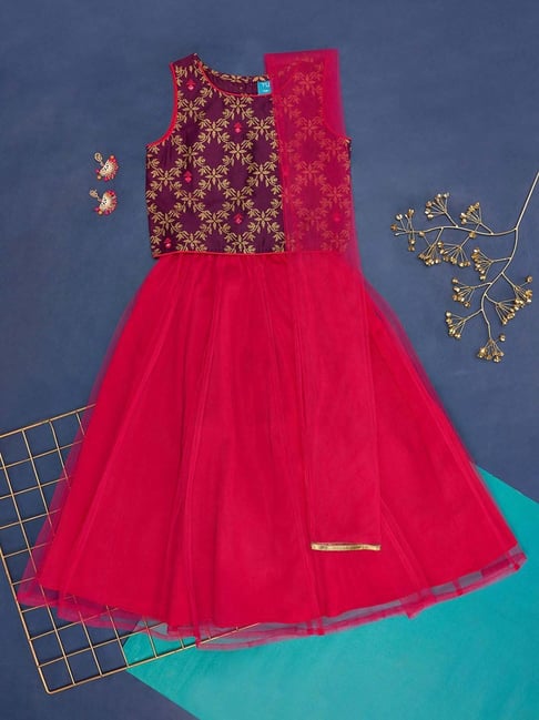 Buy AKKRITI BY PANTALOONS Girls Embroidered Lehenga Choli - Lehenga Choli  for Girls 25597108 | Myntra