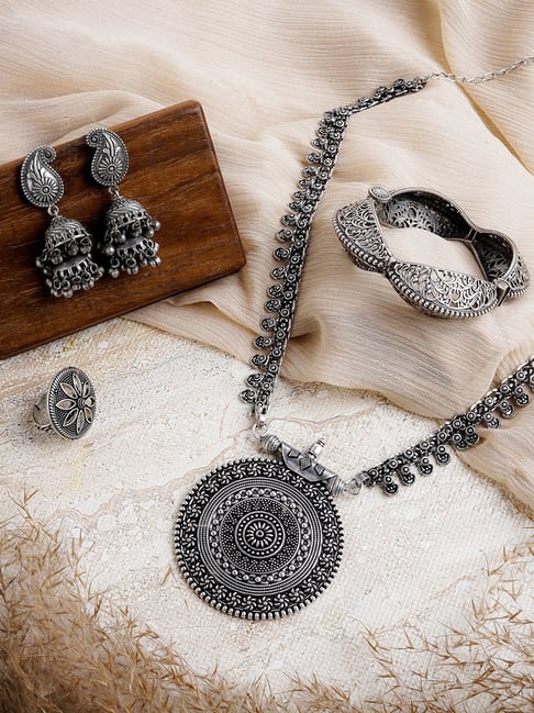 Buy Teejh Trina Silver Oxidised Jewellery Set Online At Best Price - Main Image