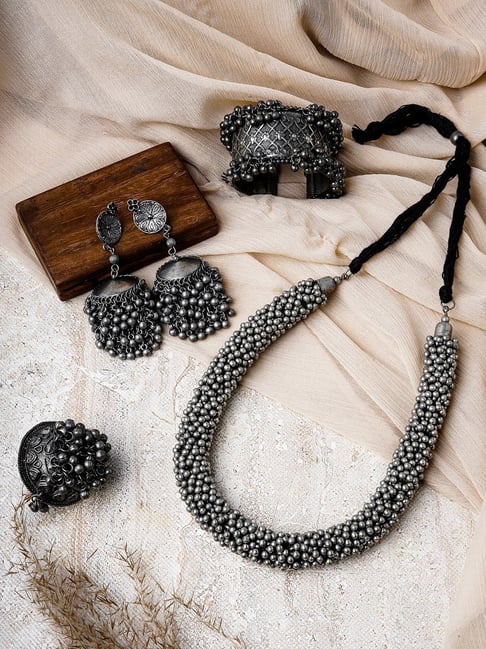 Oxidised jewellery deals with beads