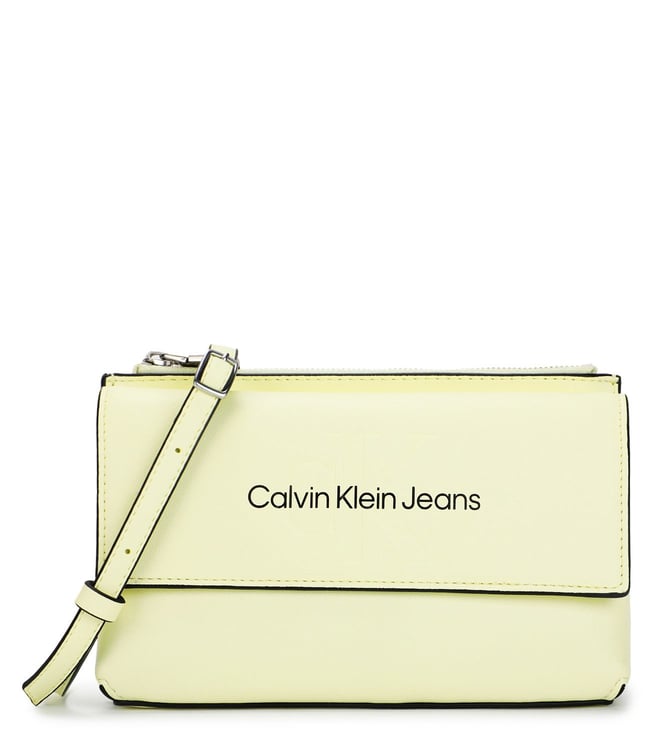 Calvin Klein Small sling bag 100% original, Women's Fashion, Bags &  Wallets, Cross-body Bags on Carousell
