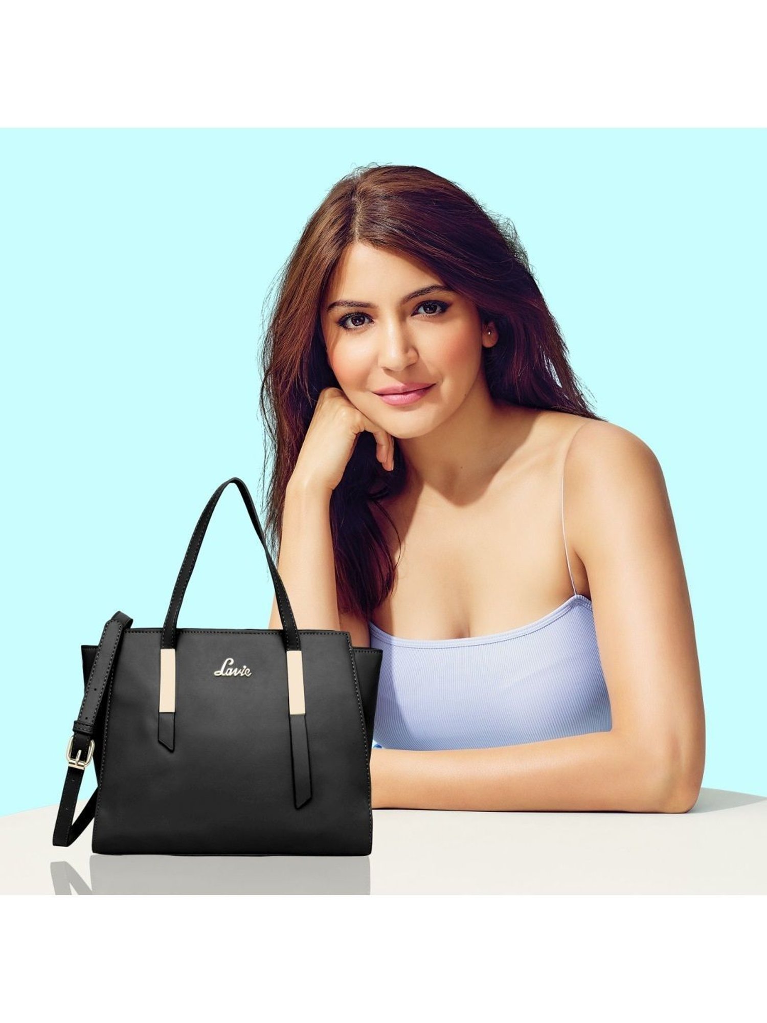 Amazon Wardrobe Refresh Sale: बाप रे! 76% की छूट पर मिल रहा है Lavie  Handbags, लूट लो दीदी लूट लो | amazon wardrobe refresh sale on lavie  handbags enjoy up to 76
