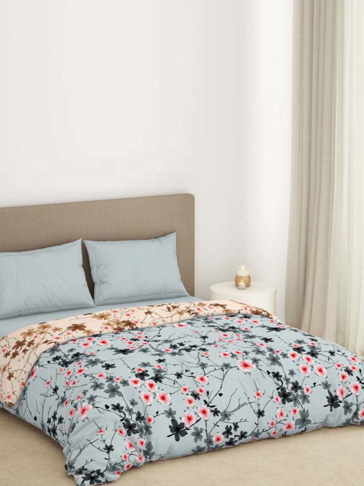 Buy Welspun Blue 120 TC La Piazza Double Bed Quilt Rajais at Best