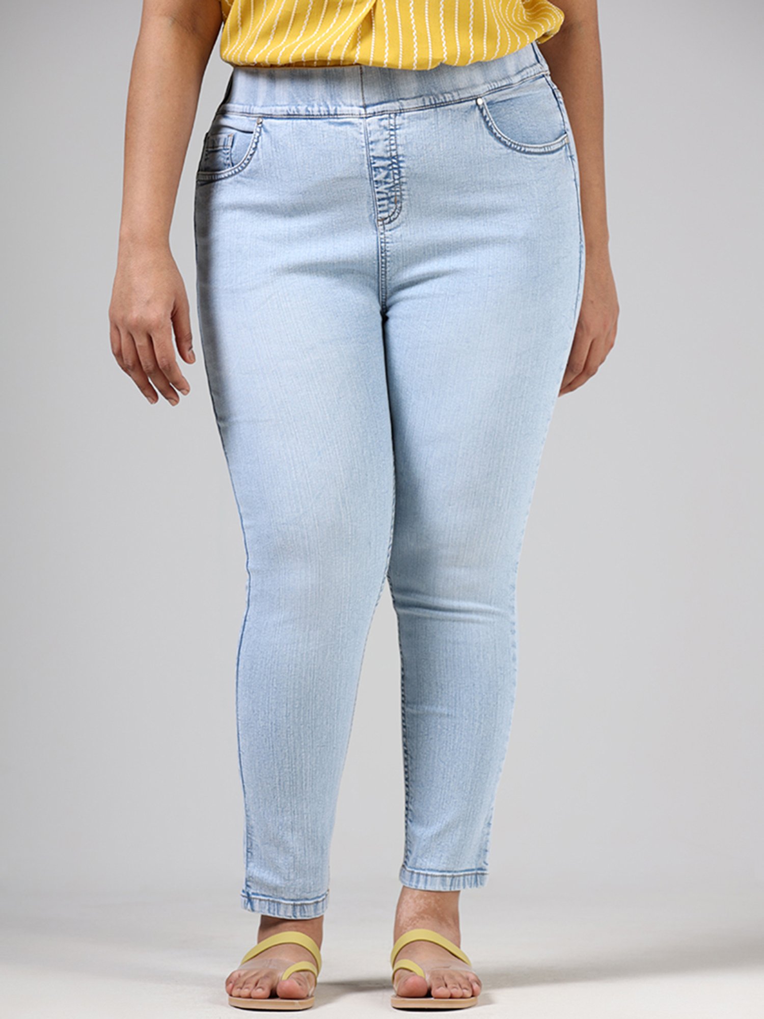 Buy Gia Solid Blue Denim Jeggings from Westside