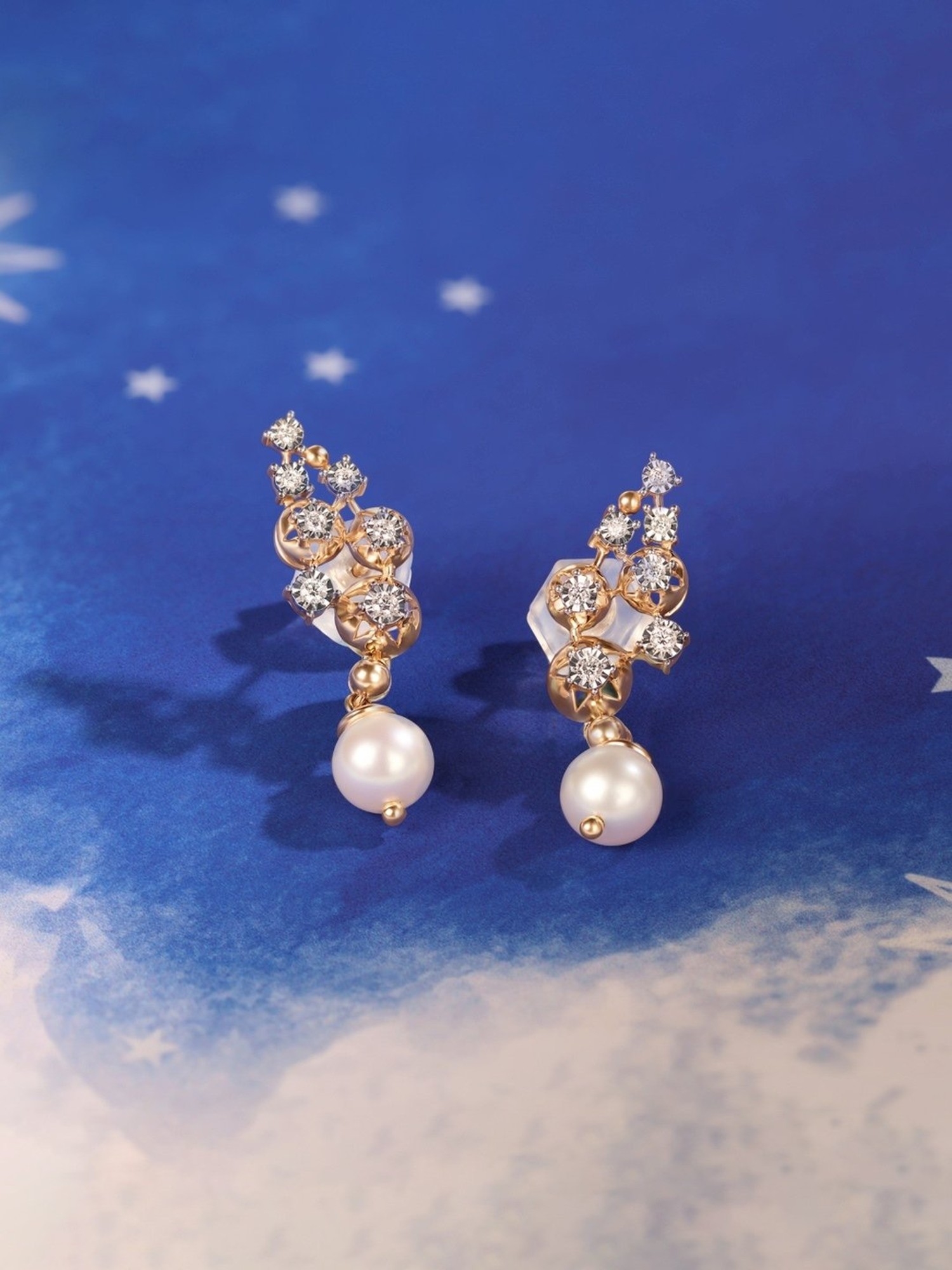 Buy Mia by Tanishq 18k Gold & Diamond Oval Earrings for Women Online At  Best Price @ Tata CLiQ