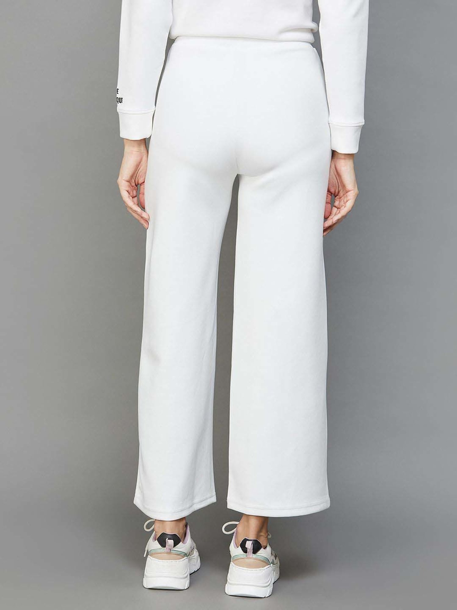 White on sale kappa trousers