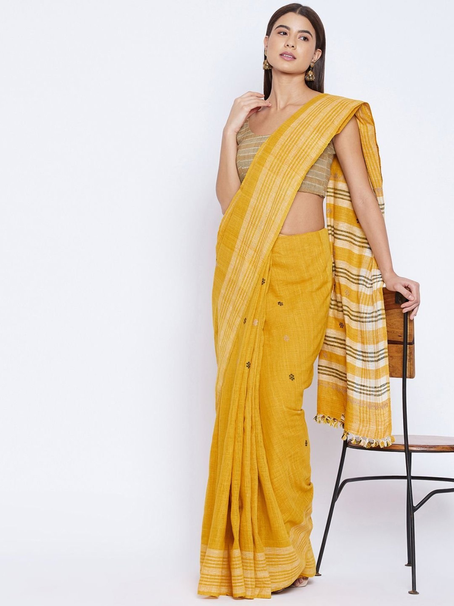 Songs of Ahimsa Silk: Celebrating the spirit of 'Eri' this National  Handloom Day | Fashion News - The Indian Express