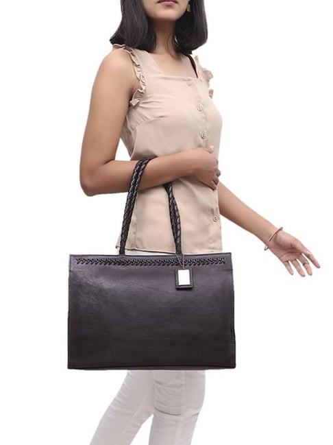 Hidesign shoulder clearance bag