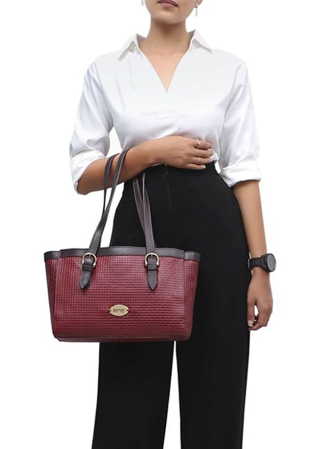 Hidesign Red Textured Medium Handbag