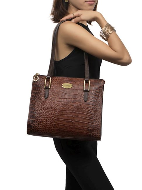 Buy Hidesign womens EE SHANIA II Large Marsala Tote Bag at Amazon.in