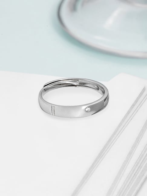 Zavya Sterling Silver Adjustable Ring in Rhodium-Plating