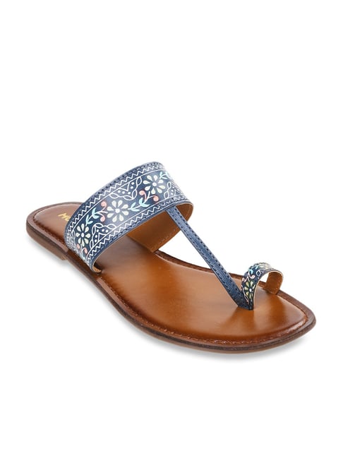 MOCHI Women Gold Sandals - Buy MOCHI Women Gold Sandals Online at Best  Price - Shop Online for Footwears in India | Flipkart.com