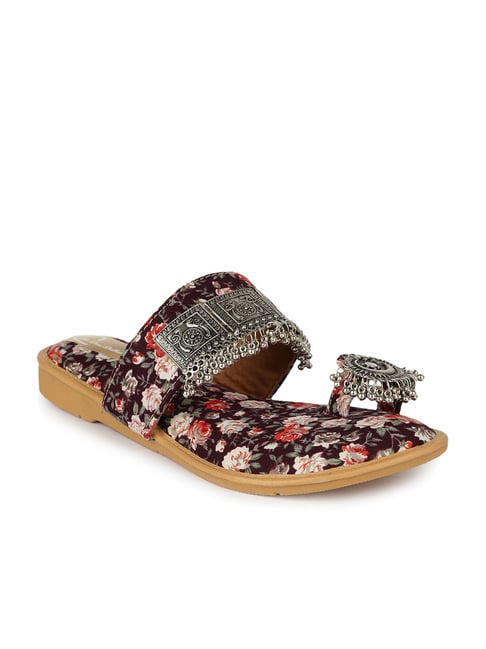 Dulhan sales flat sandal